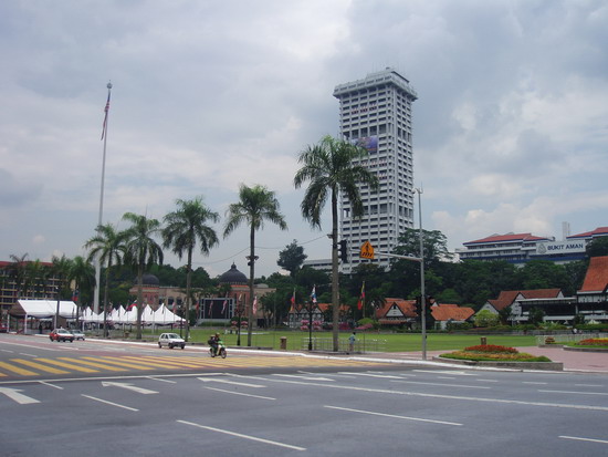plaza de la merdeka.jpg